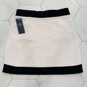 Abercrombie & Fitch Girls Sweater and Skirt Set (9/10)